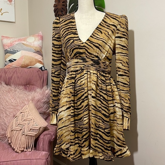 Fashion Nova Without Reservations Mini Dress in Brown Combo Sz. Medium NWT - Picture 6 of 13